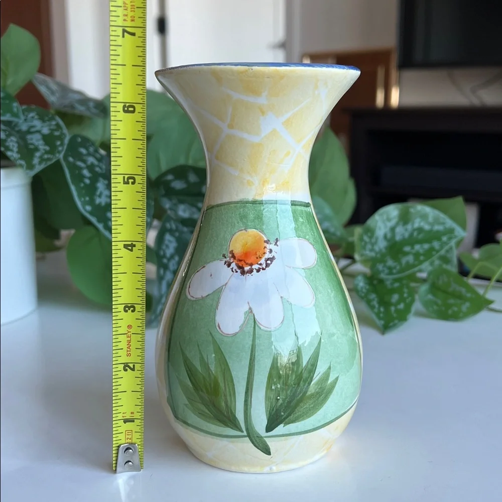 Vintage Ceramic Floral Wall Pocket Vase - Picture 9 of 16